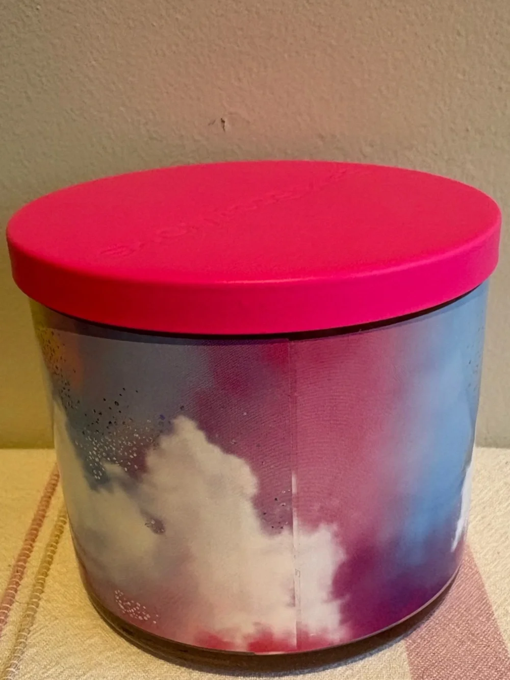 Bath & Body Works - Among the Clouds 3-Wick Scented Candle - with Pink Lid - Picture 3 of 5